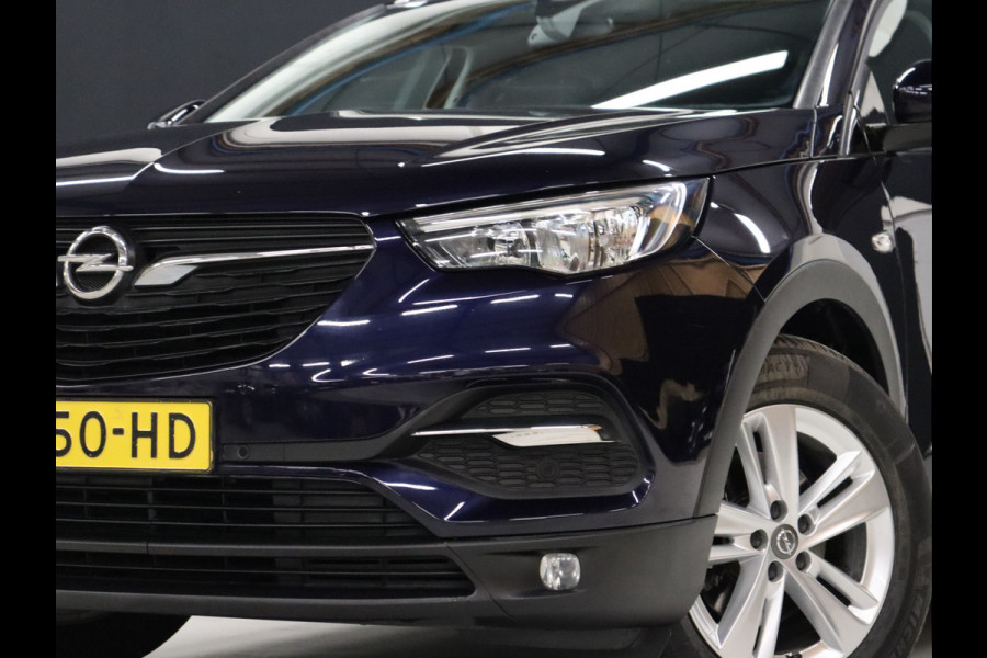 Opel Grandland X 1.2 Turbo Business Executive [APPLE CARPLAY, ANDROID AUTO, PARKEERSENSOR V+A, STUUR VERWARMD, NIEUWSTAAT]