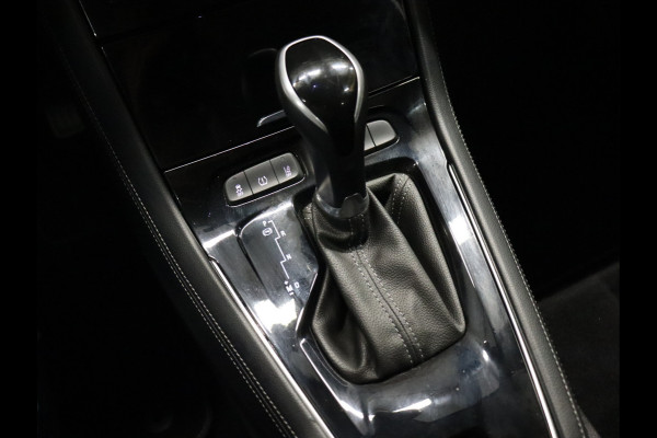 Opel Grandland X 1.2 Turbo Business Executive [APPLE CARPLAY, ANDROID AUTO, PARKEERSENSOR V+A, STUUR VERWARMD, NIEUWSTAAT]