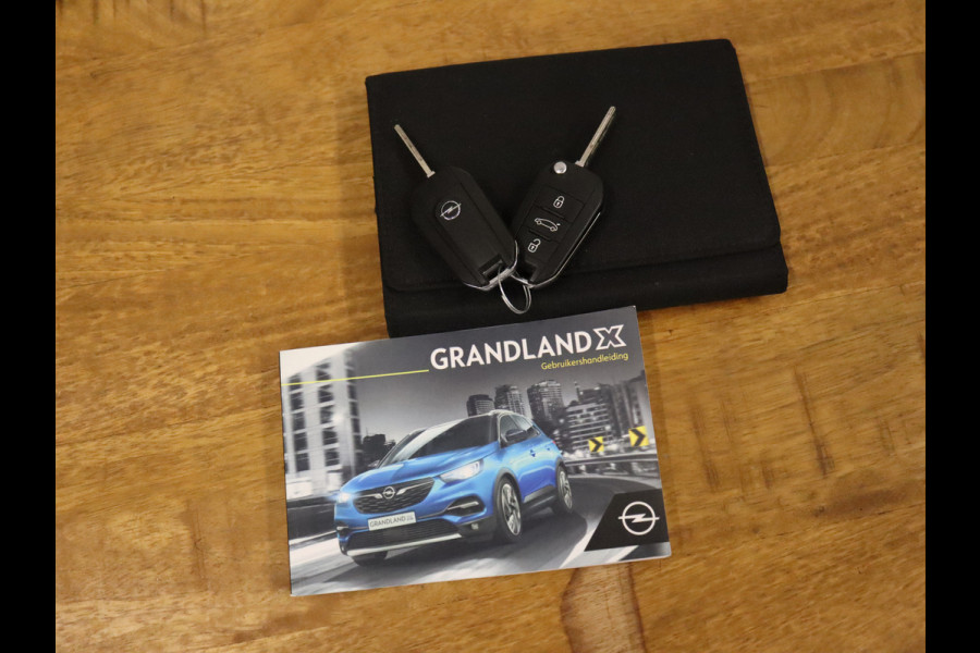 Opel Grandland X 1.2 Turbo Business Executive [APPLE CARPLAY, ANDROID AUTO, PARKEERSENSOR V+A, STUUR VERWARMD, NIEUWSTAAT]