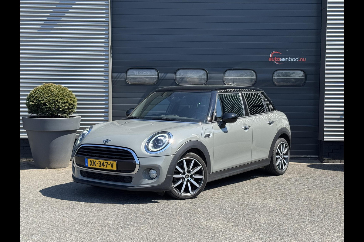 MINI Mini 1.5 Cooper Chili | Navigatie | Parkeersensoren | Cruise Control | Climate Control | Privacy Glass | MINI Mini 1.5 Cooper Chili | Navigatie | Parkeersensoren | Cruise Control | Climate Control | Privacy Glass |
