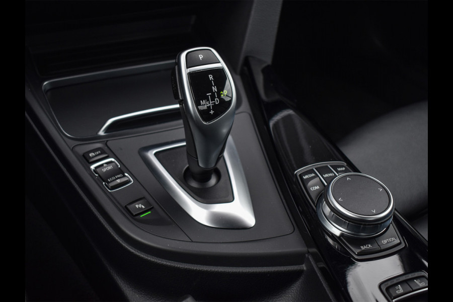 BMW 4 Serie Cabrio 430i HIGH EXECUTIVE | COMFORT ACCESS | HARMAN/KARDON CAMERA | SPORTSTOELEN | MEMORY SEATS | NECK VERWARMING | ADAPTIVE LE