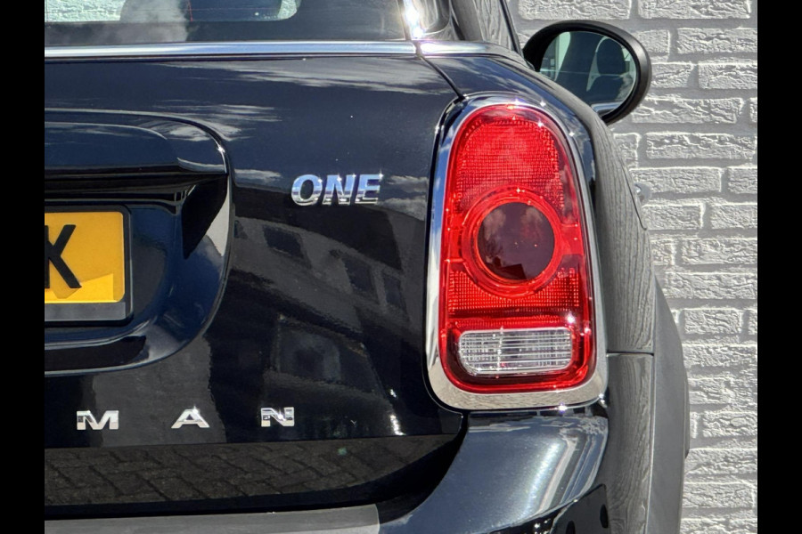 MINI Countryman 1.5 Countryman One Salt Cruise control Climate control Navigatie Bleutooth