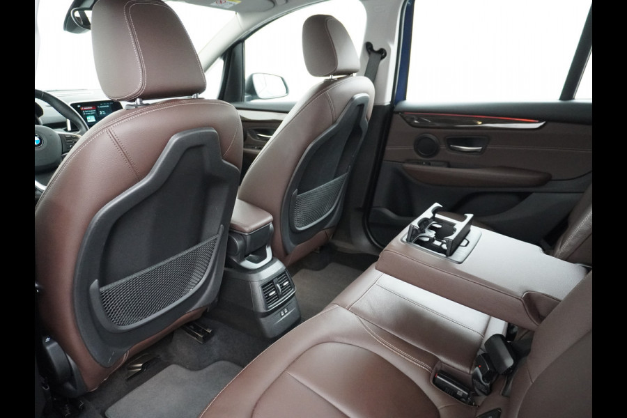 BMW 2 Serie Gran Tourer 218i AUT. High Executive Apple Carplay Leder Camera Stoelverwarming Adap.Led Navi Ecc Cruise Control DAB Pdc v+a Ele Keyless open/start Lmv 17" Active Guard Plus Led Luxury line