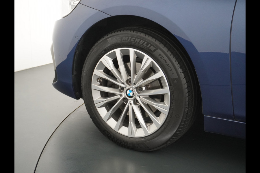 BMW 2 Serie Gran Tourer 218i AUT. High Executive Apple Carplay Leder Camera Stoelverwarming Adap.Led Navi Ecc Cruise Control DAB Pdc v+a Ele Keyless open/start Lmv 17" Active Guard Plus Led Luxury line