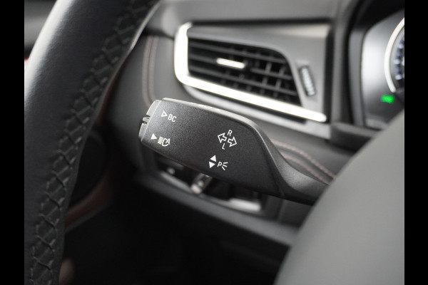 BMW 2 Serie Gran Tourer 218i AUT. High Executive Apple Carplay Leder Camera Stoelverwarming Adap.Led Navi Ecc Cruise Control DAB Pdc v+a Ele Keyless open/start Lmv 17" Active Guard Plus Led Luxury line