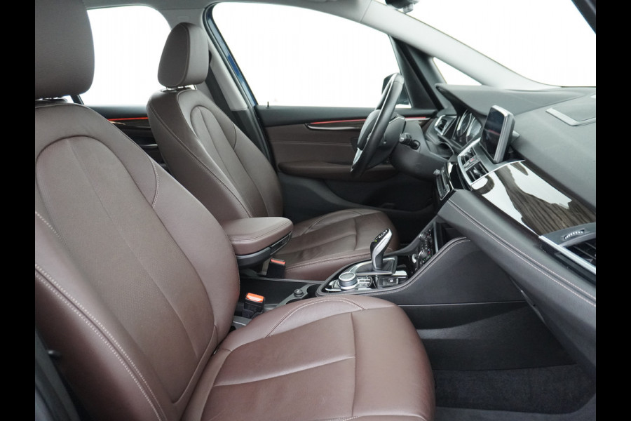 BMW 2 Serie Gran Tourer 218i AUT. High Executive Apple Carplay Leder Camera Stoelverwarming Adap.Led Navi Ecc Cruise Control DAB Pdc v+a Ele Keyless open/start Lmv 17" Active Guard Plus Led Luxury line