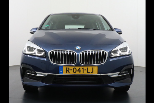 BMW 2 Serie Gran Tourer 218i AUT. High Executive Apple Carplay Leder Camera Stoelverwarming Adap.Led Navi Ecc Cruise Control DAB Pdc v+a Ele Keyless open/start Lmv 17" Active Guard Plus Led Luxury line