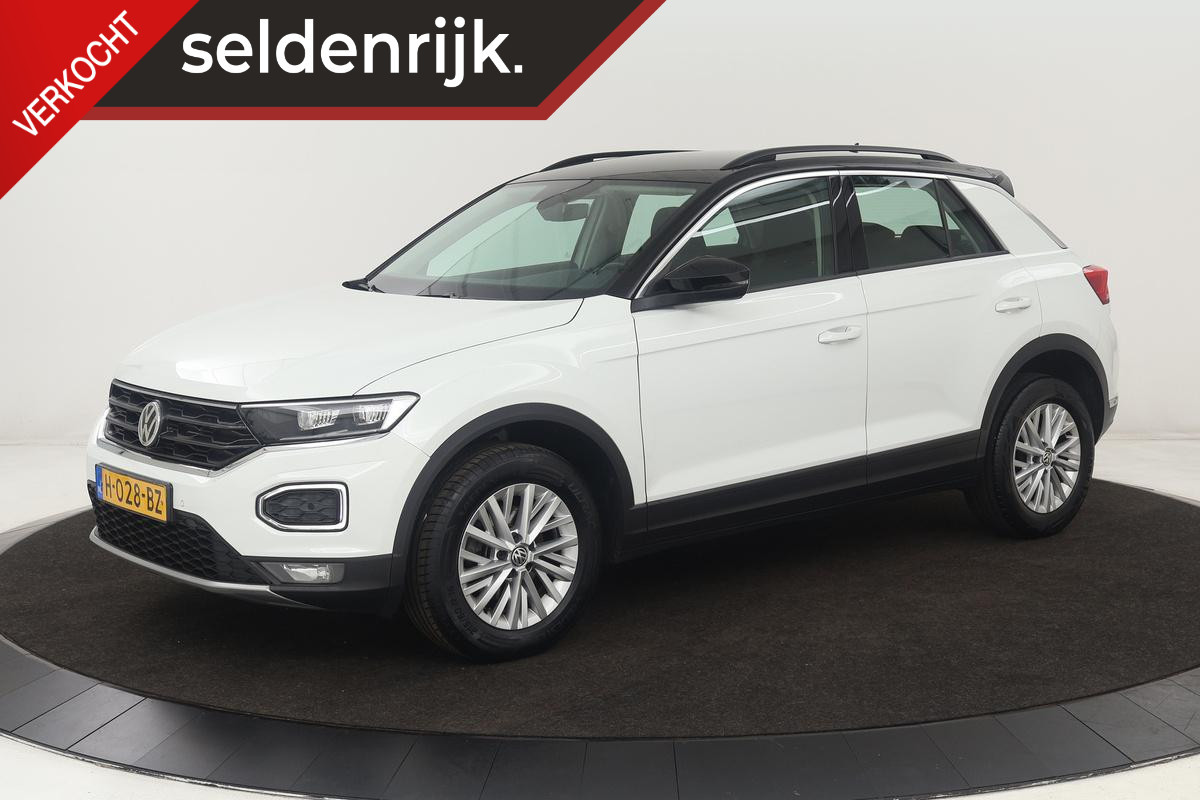 Volkswagen T-Roc 1.0 TSI Style | Stoelverwarming | Full LED | Carplay | Navigatie | Adaptive cruise | Parkeerhulp | Airco | Bluetooth Volkswagen T-Roc 1.0 TSI Style | Stoelverwarming | Full LED | Carplay | Navigatie | Adaptive cruise | Parkeerhulp | Airco | Bluetooth