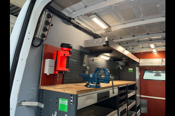 Mercedes-Benz Sprinter Automaat Servicewagen 314 2.2 CDI 140PK L2H2 euro6 BOTT Inrichting Victron V230 Standkachel Trekhaak 2800KG