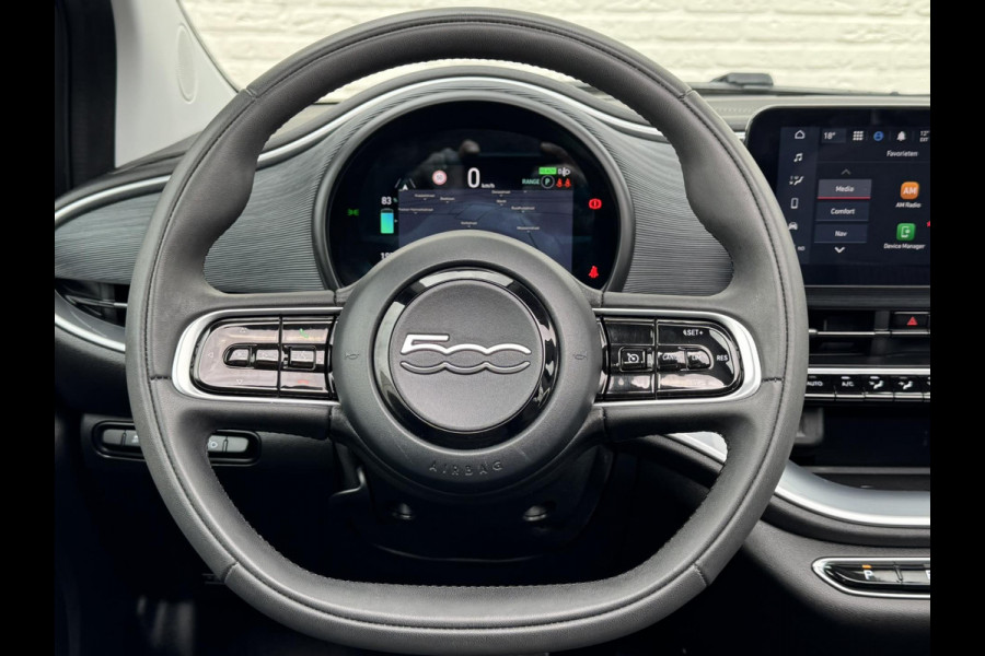 Fiat 500E CABRIO 42 kWh Ocean Green metallic Cruise control Climate control Apple / Android DAB Radio Navigatie