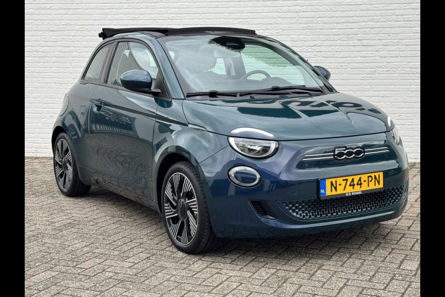 Fiat 500E CABRIO 42 kWh Ocean Green metallic Cruise control Climate control Apple / Android DAB Radio Navigatie