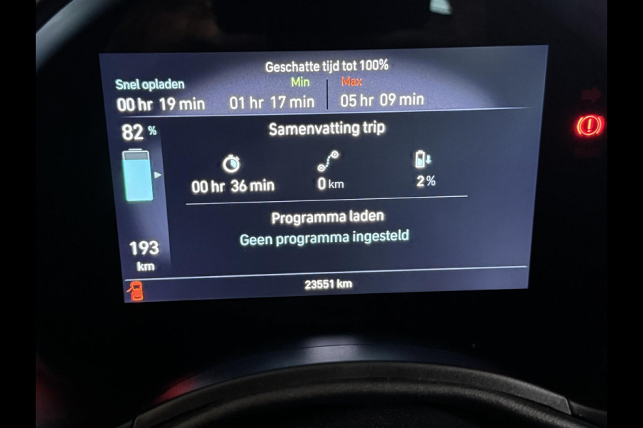 Fiat 500E CABRIO 42 kWh Ocean Green metallic Cruise control Climate control Apple / Android DAB Radio Navigatie