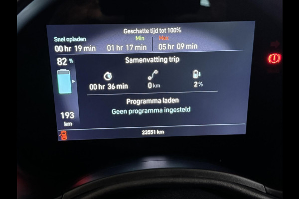 Fiat 500E CABRIO 42 kWh Ocean Green metallic Cruise control Climate control Apple / Android DAB Radio Navigatie