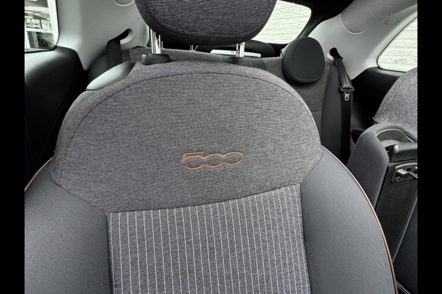 Fiat 500E CABRIO 42 kWh Ocean Green metallic Cruise control Climate control Apple / Android DAB Radio Navigatie