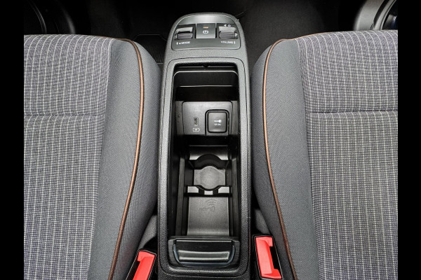 Fiat 500E CABRIO 42 kWh Ocean Green metallic Cruise control Climate control Apple / Android DAB Radio Navigatie