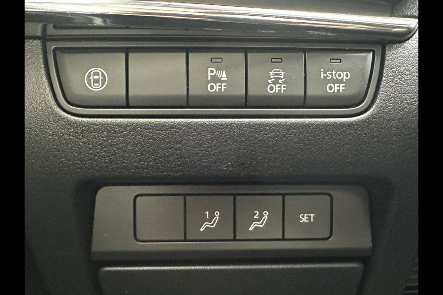 Mazda 3 2.0 e-SkyActiv-X M Hybrid 180 Luxury AUTOMAAT | DEALERONDERHOUDEN | AFNEEMBARE TREKHAAK | NL AUTO | LEER |