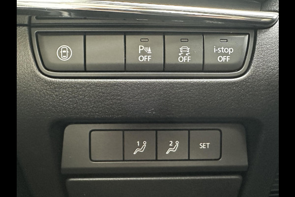 Mazda 3 2.0 e-SkyActiv-X M Hybrid 180 Luxury AUTOMAAT | DEALERONDERHOUDEN | AFNEEMBARE TREKHAAK | NL AUTO | LEER |
