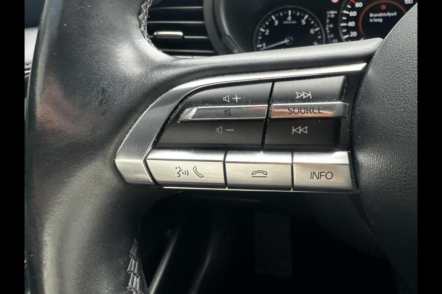 Mazda 3 2.0 e-SkyActiv-X M Hybrid 180 Luxury AUTOMAAT | DEALERONDERHOUDEN | AFNEEMBARE TREKHAAK | NL AUTO | LEER |