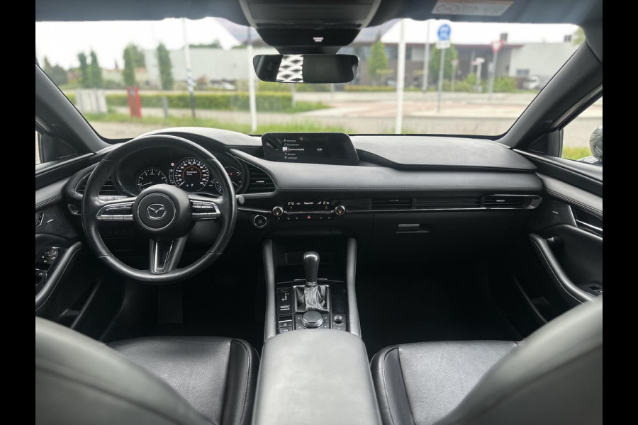 Mazda 3 2.0 e-SkyActiv-X M Hybrid 180 Luxury AUTOMAAT | DEALERONDERHOUDEN | AFNEEMBARE TREKHAAK | NL AUTO | LEER |