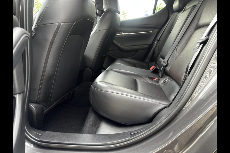 Mazda 3 2.0 e-SkyActiv-X M Hybrid 180 Luxury AUTOMAAT | DEALERONDERHOUDEN | AFNEEMBARE TREKHAAK | NL AUTO | LEER |