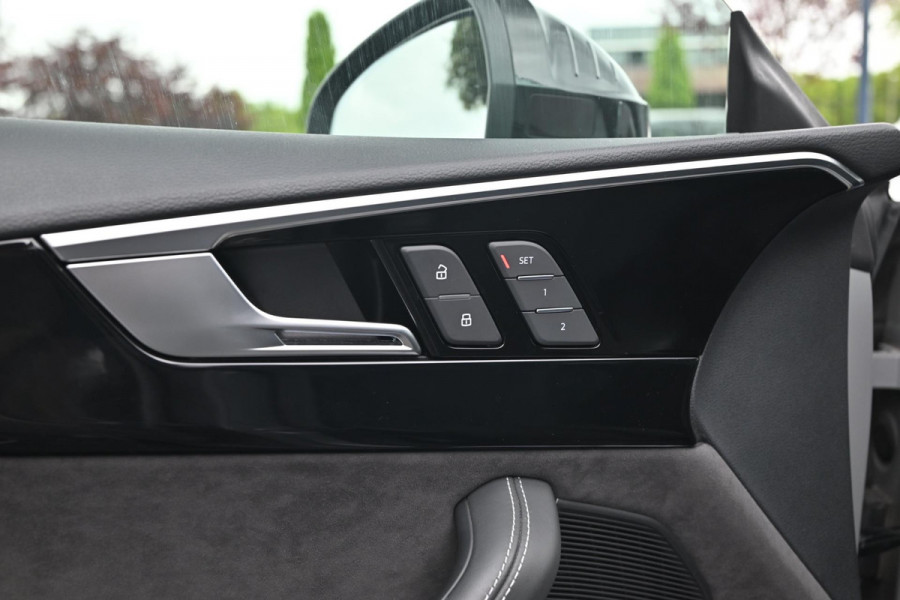 Audi RS5 Sportback 2.9 TFSI 450 PK Quattro Dealer o.h B&O Keyless Massage Camera LED Matrix 20''