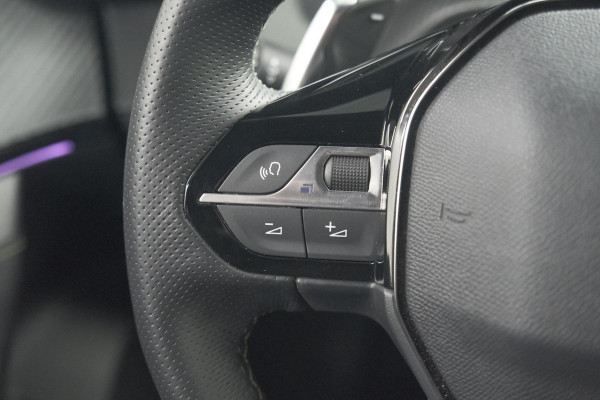 Peugeot 2008 PureTech 130 EAT8 GT | Camera | Apple Carplay | Parkeersensoren