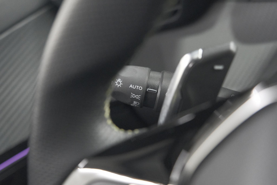 Peugeot 2008 PureTech 130 EAT8 GT | Camera | Apple Carplay | Parkeersensoren