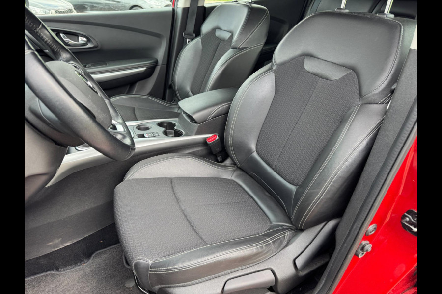 Renault Kadjar 1.2 TCe Bose HALF LEDER TREKHAAK