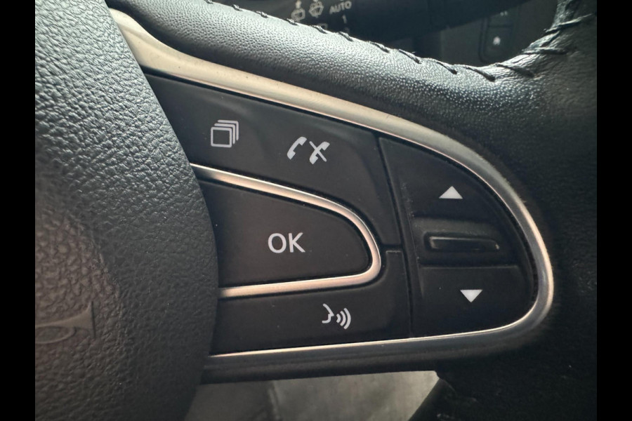 Renault Kadjar 1.2 TCe Bose HALF LEDER TREKHAAK