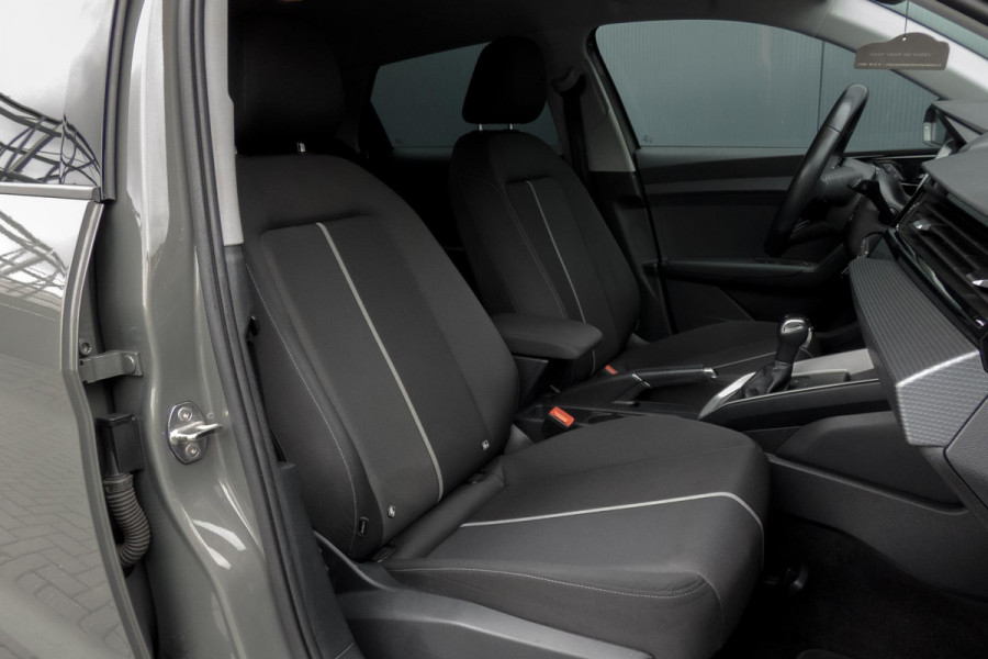 Audi A1 Sportback 25 TFSI S edition | S-LINE | LED KOPLAMPEN | STOELVERWARMING | LED ACHTERLICHTEN | AFGEVLAKT STUUR