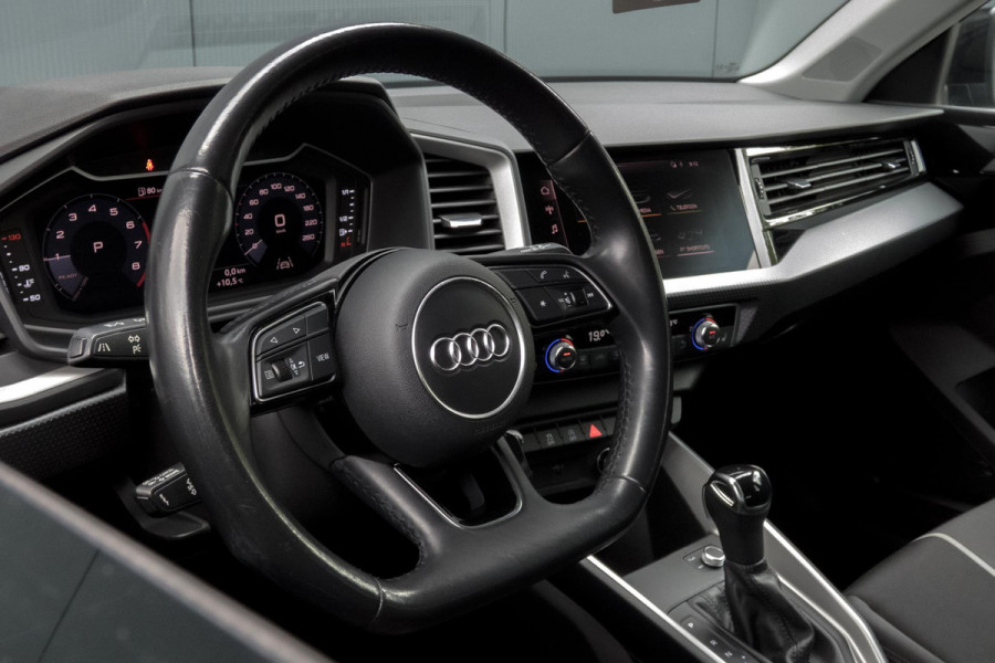 Audi A1 Sportback 25 TFSI S edition | S-LINE | LED KOPLAMPEN | STOELVERWARMING | LED ACHTERLICHTEN | AFGEVLAKT STUUR