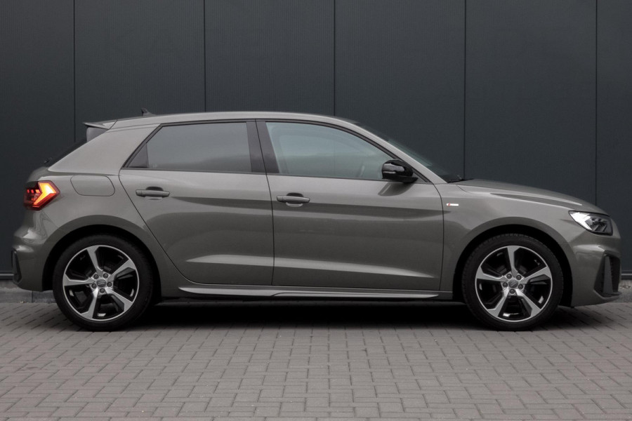 Audi A1 Sportback 25 TFSI S edition | S-LINE | LED KOPLAMPEN | STOELVERWARMING | LED ACHTERLICHTEN | AFGEVLAKT STUUR