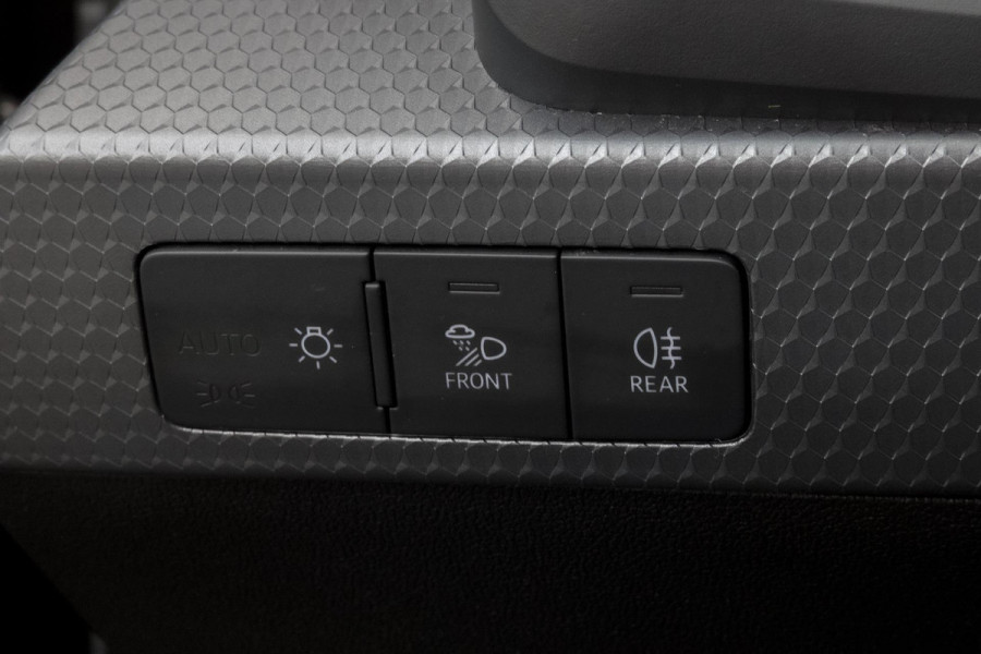 Audi A1 Sportback 25 TFSI S edition | S-LINE | LED KOPLAMPEN | STOELVERWARMING | LED ACHTERLICHTEN | AFGEVLAKT STUUR