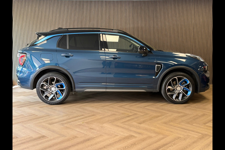 Lynk & Co 01 1.5 AUT. PLUG-IN HYBRIDE PANORAMADAK AIRCO CAMERA CRUISE PDC STOELVERWARMING APPLE CARPLAY