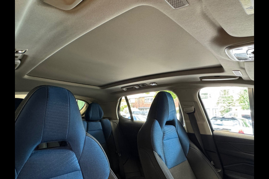 Lynk & Co 01 1.5 AUT. PLUG-IN HYBRIDE PANORAMADAK AIRCO CAMERA CRUISE PDC STOELVERWARMING APPLE CARPLAY