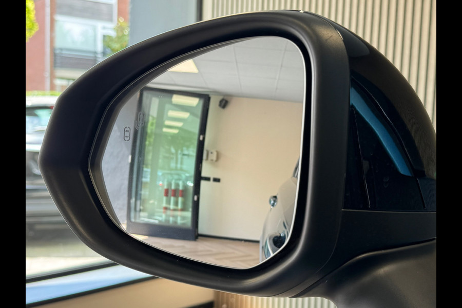 Lynk & Co 01 1.5 AUT. PLUG-IN HYBRIDE PANORAMADAK AIRCO CAMERA CRUISE PDC STOELVERWARMING APPLE CARPLAY