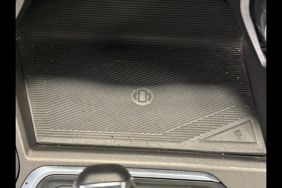 Lynk & Co 01 1.5 AUT. PLUG-IN HYBRIDE PANORAMADAK AIRCO CAMERA CRUISE PDC STOELVERWARMING APPLE CARPLAY