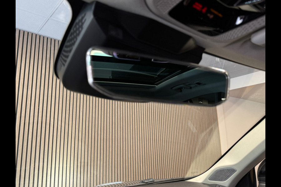 Lynk & Co 01 1.5 AUT. PLUG-IN HYBRIDE PANORAMADAK AIRCO CAMERA CRUISE PDC STOELVERWARMING APPLE CARPLAY