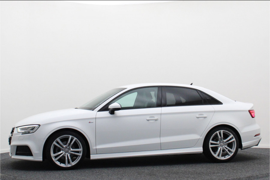 Audi A3 Limousine 35 TFSI CoD Sport S Line Edition Automaat LED, Navigatie, Climate, Cruise, PDC, 18"