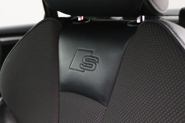 Audi A3 Limousine 35 TFSI CoD Sport S Line Edition Automaat LED, Navigatie, Climate, Cruise, PDC, 18"