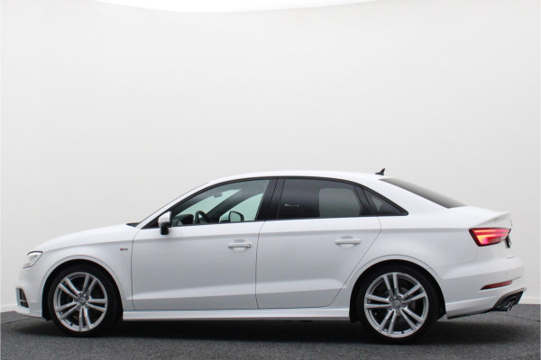 Audi A3 Limousine 35 TFSI CoD Sport S Line Edition Automaat LED, Navigatie, Climate, Cruise, PDC, 18"