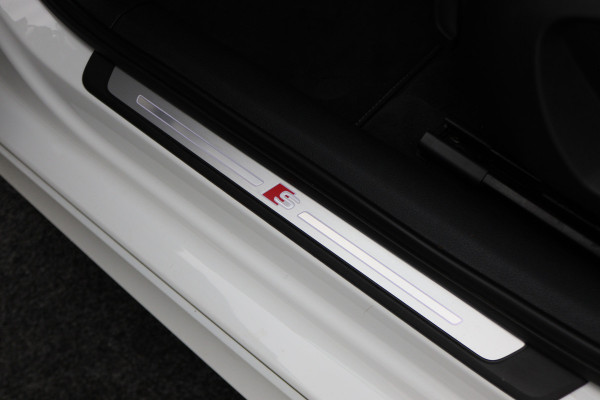 Audi A3 Limousine 35 TFSI CoD Sport S Line Edition Automaat LED, Navigatie, Climate, Cruise, PDC, 18"