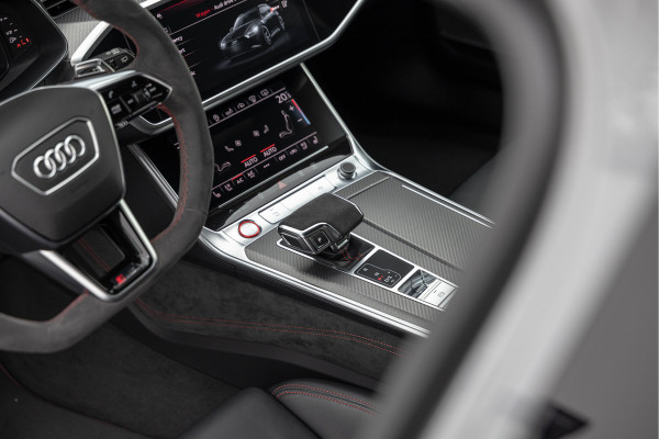 Audi RS6 Avant 4.0 TFSI 600pk Quattro Pano Keramisch B&O advanced Carbon HuD