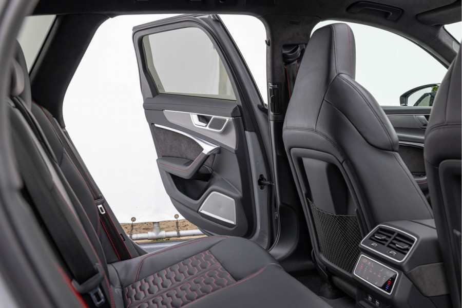 Audi RS6 Avant 4.0 TFSI 600pk Quattro Pano Keramisch B&O advanced Carbon HuD