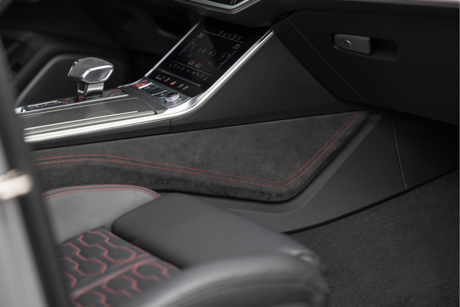Audi RS6 Avant 4.0 TFSI 600pk Quattro Pano Keramisch B&O advanced Carbon HuD