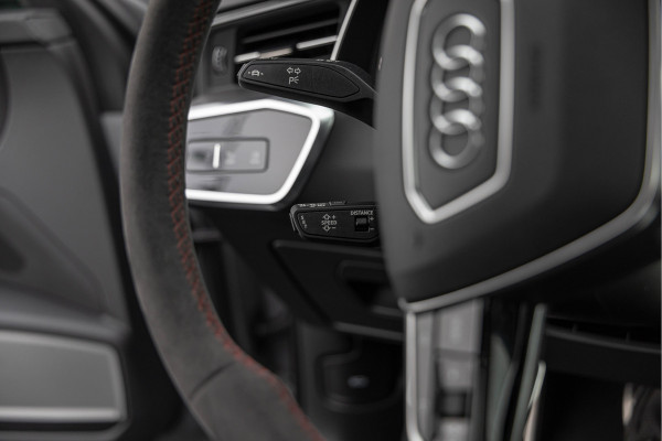 Audi RS6 Avant 4.0 TFSI 600pk Quattro Pano Keramisch B&O advanced Carbon HuD