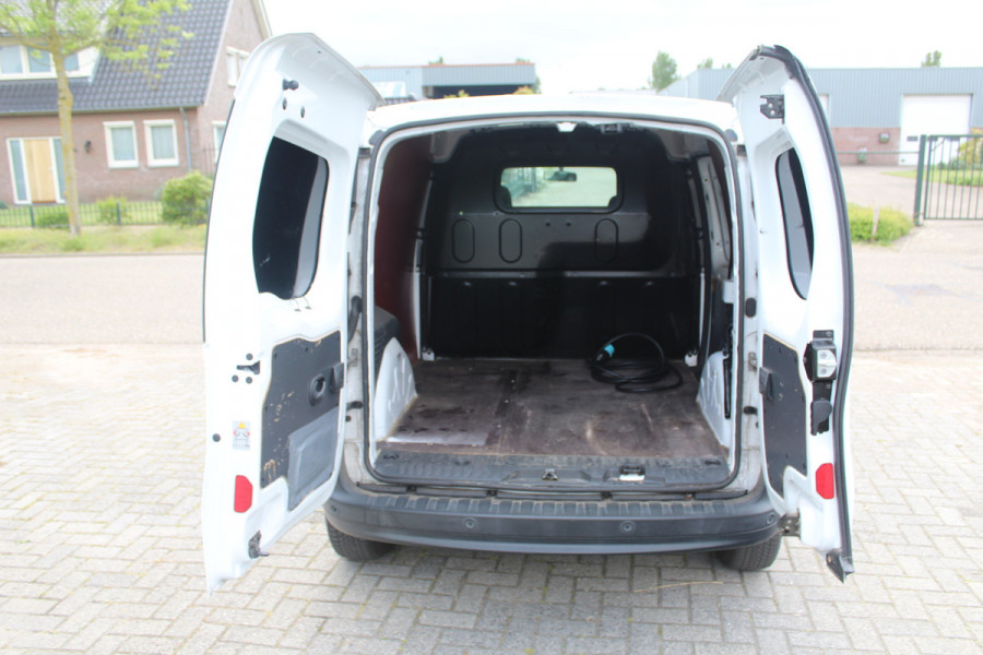 Renault Kangoo Z.E. 33 (incl. accu) ✓ koopaccu ✓ airco ✓ schuifdeur ✓navigatie