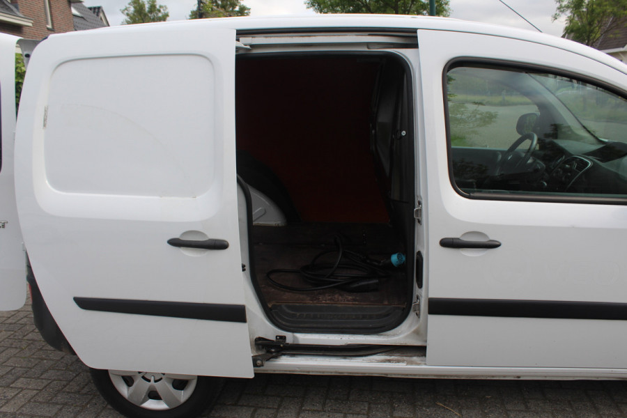 Renault Kangoo Z.E. 33 (incl. accu) ✓ koopaccu ✓ airco ✓ schuifdeur ✓navigatie