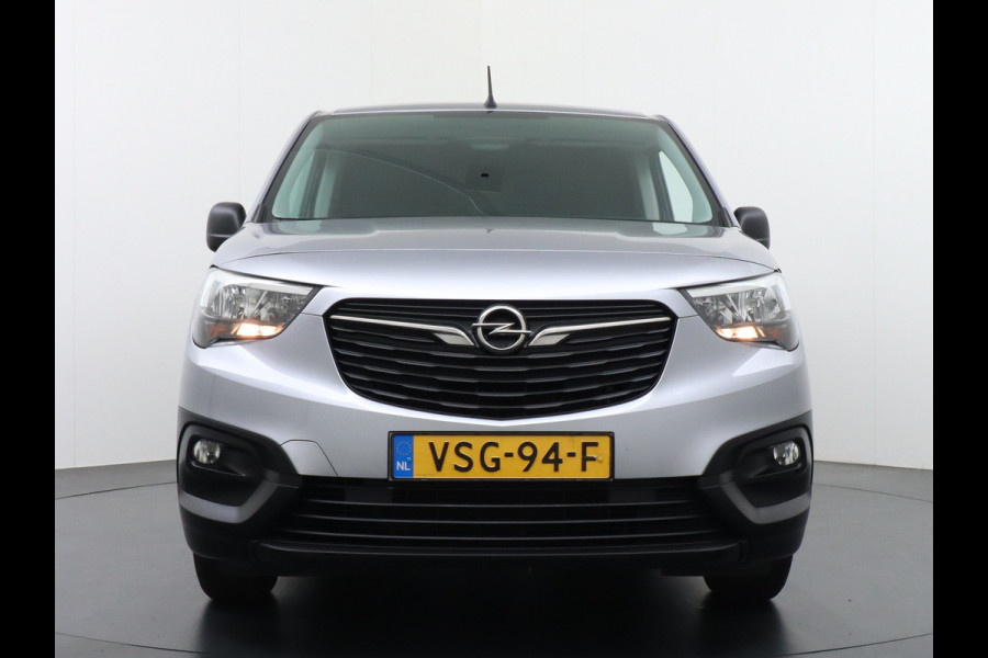 Opel Combo 1.5D 102PK L1H1 Trekhaak Airco Multimedia Cruise Control Pdc Bluetooth Lat om Lat Betimmering Betonplex vloer Schuifdeur 1e Eigenaar Euro 6