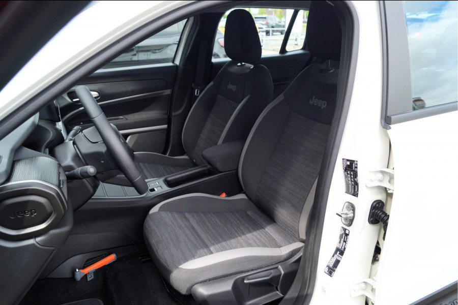 Jeep Avenger Longitude 54 kWh Navigatie | Stoelverwarming | Apple/ Android Carplay
